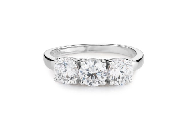 9KWG TRILOGY ENGAGEMENT RING