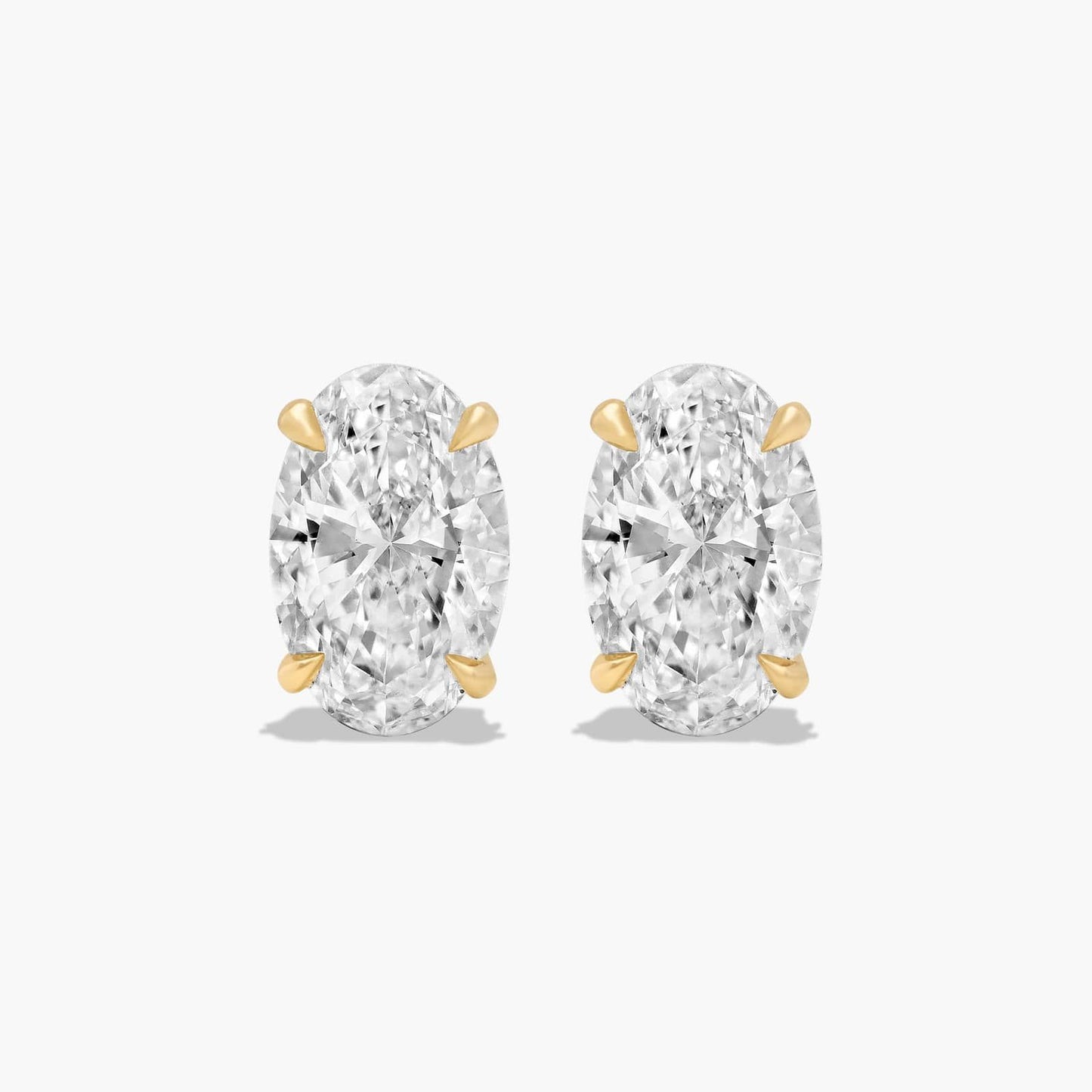 18K Natural Oval shape Diamond, Stud Earrings
