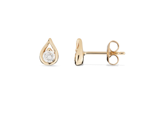 9KYG LG Tear Stud Earring