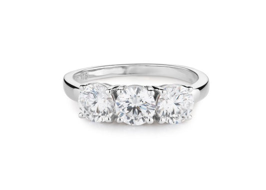 9KWG TRILOGY ENGAGEMENT RING